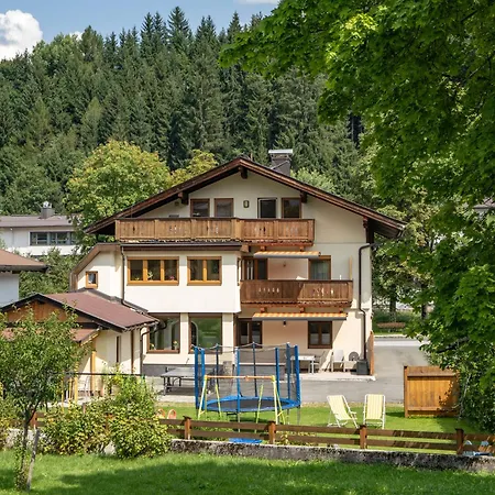 Haus Alton - *